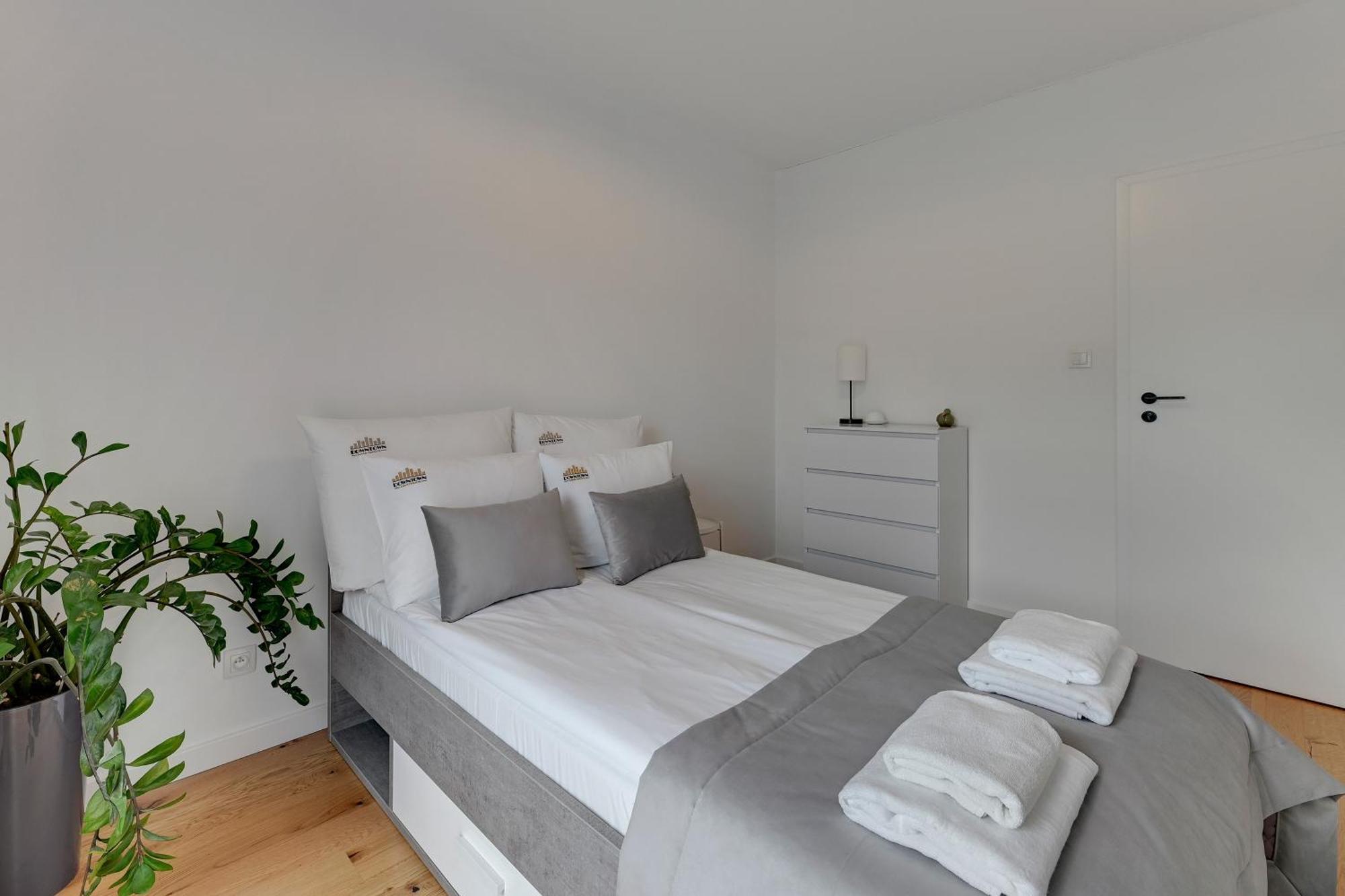 Nadmotlawie Riverside - Sauna, Gym & Parking By Downtown Apartments Gdansk Bagian luar foto